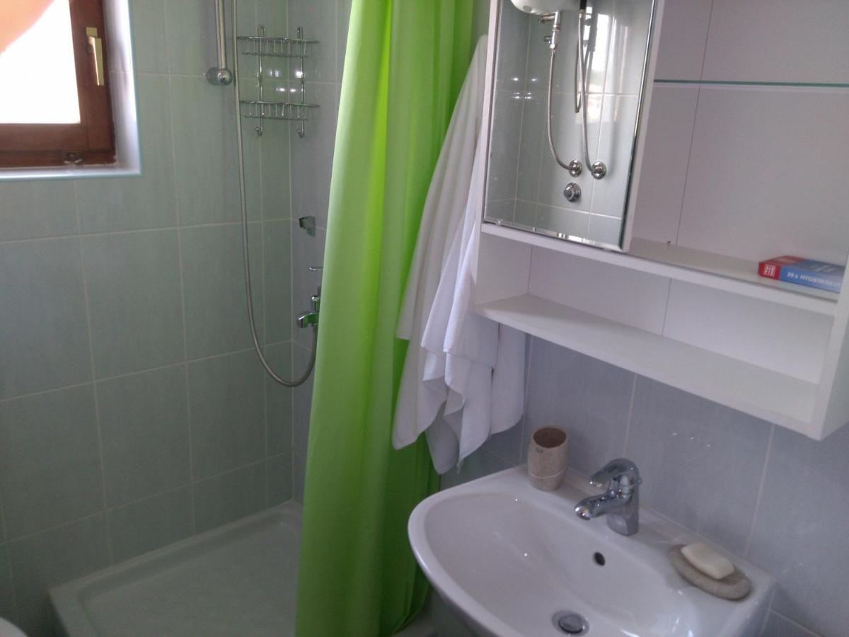 Apartman1 L&K Zara Esterno foto