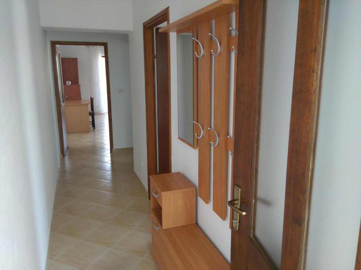 Apartman1 L&K Zara Esterno foto