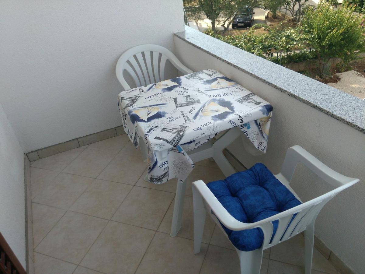 Apartman1 L&K Zara Esterno foto